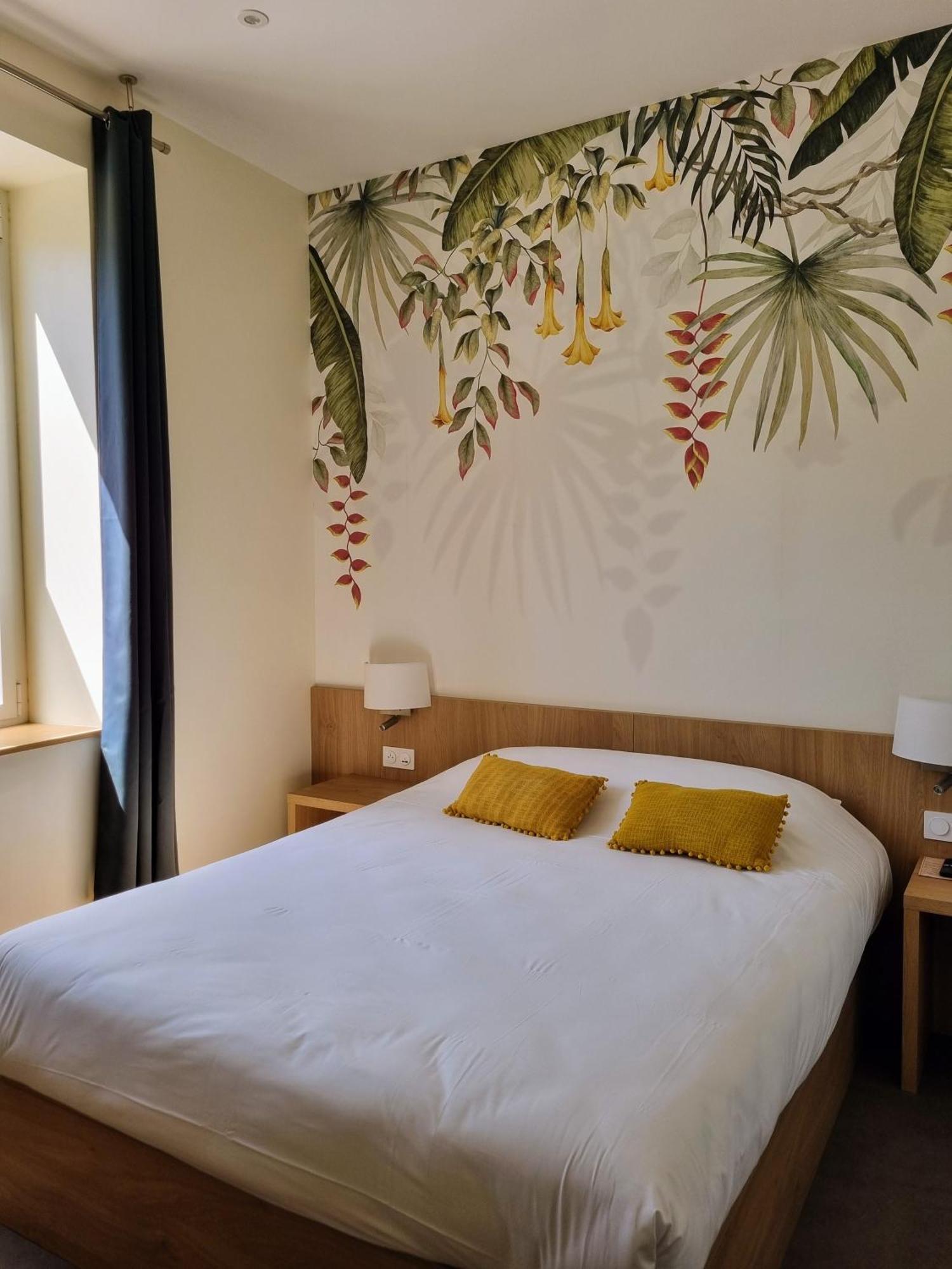 Bloom Hostel Bar & Garden 波尔多 外观 照片